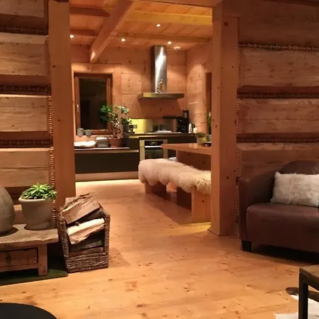 アパート Datchas